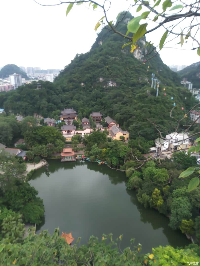 喜登柳州名山鱼峰山