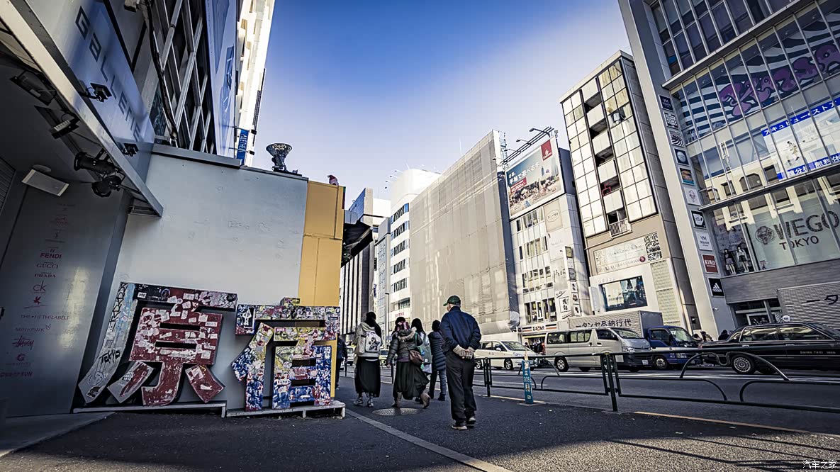 原宿街头涂鸦.