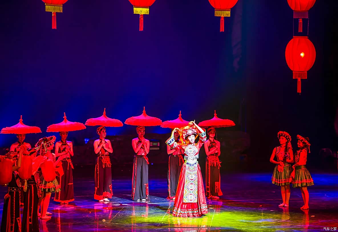 来张家界看一场魅力湘西演出吧