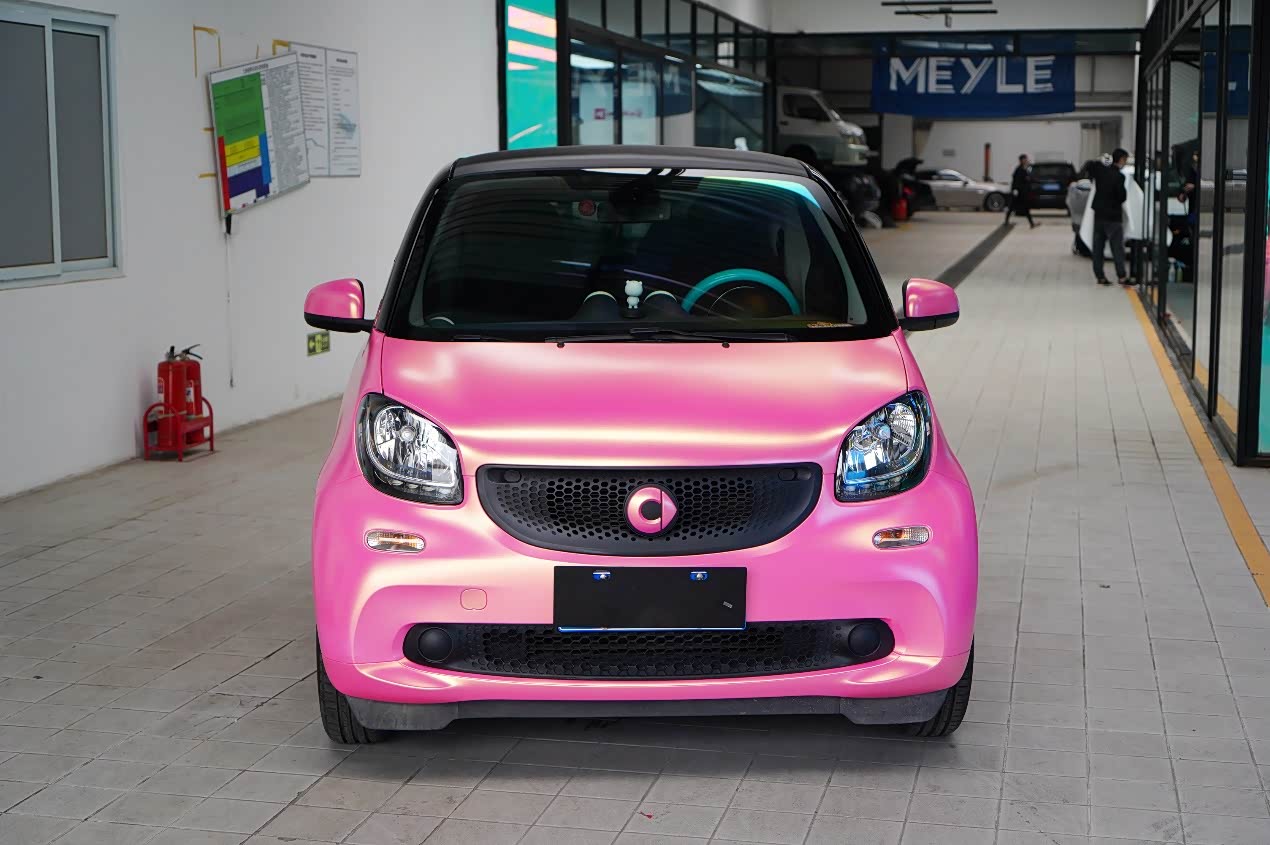 让奔驰smart变得blingbling起来,改色亚面钻石金粉吧!