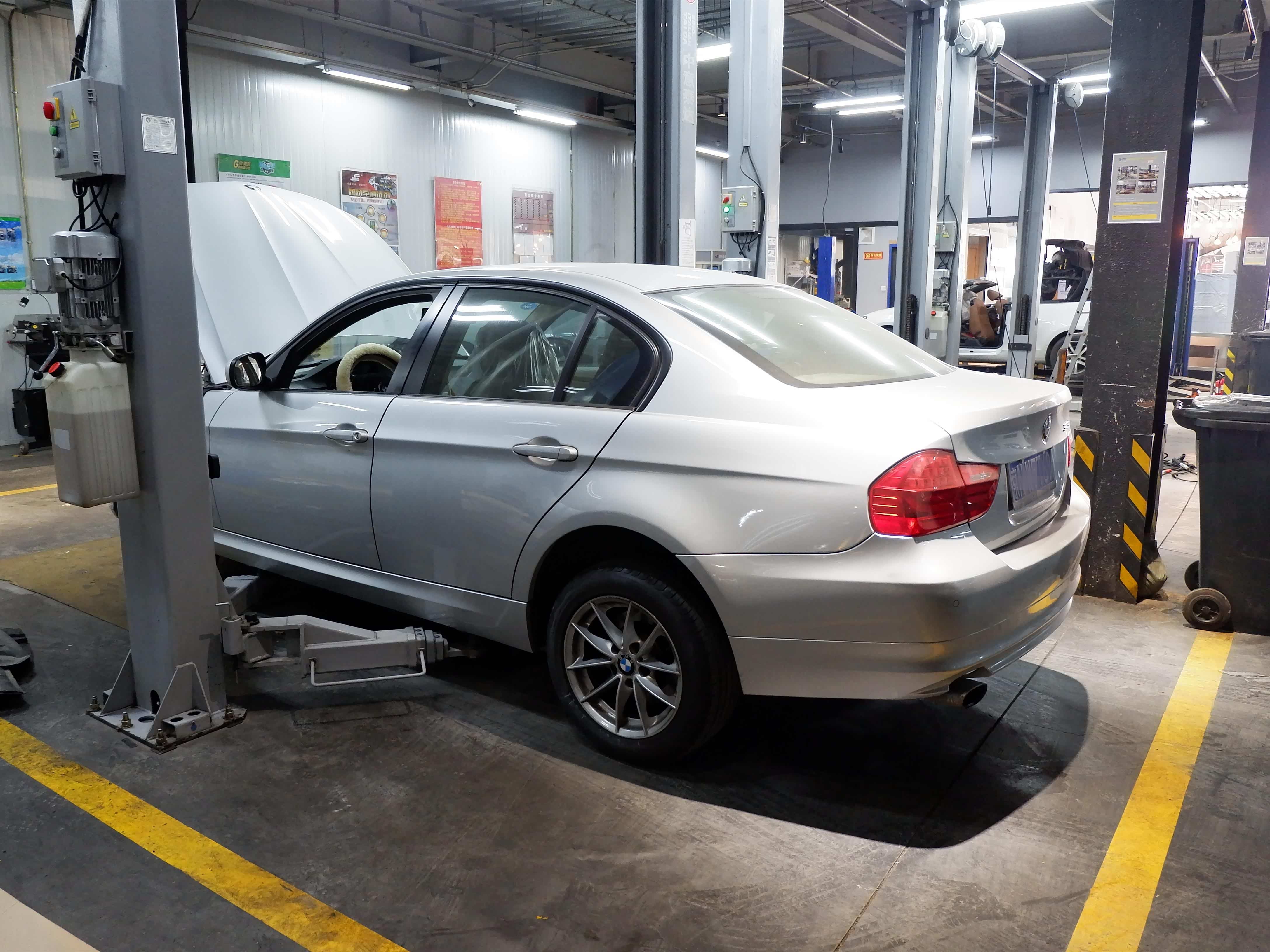 宝马3系最大通病发动机漏油 维修费用可真不低