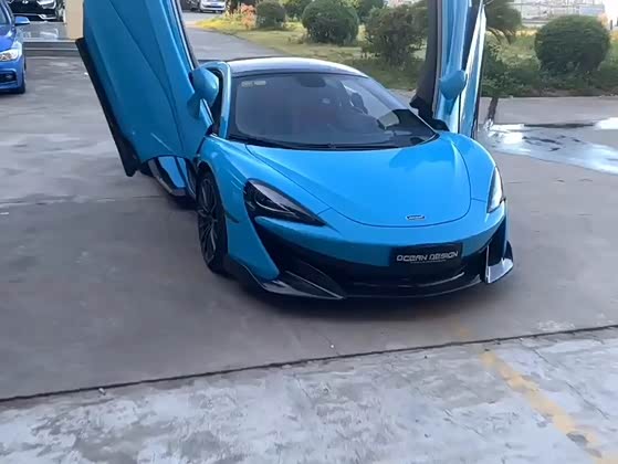 迈凯伦570升级600lt  全套包围 热压干碳纤维 1:1  吻合度百分百ok