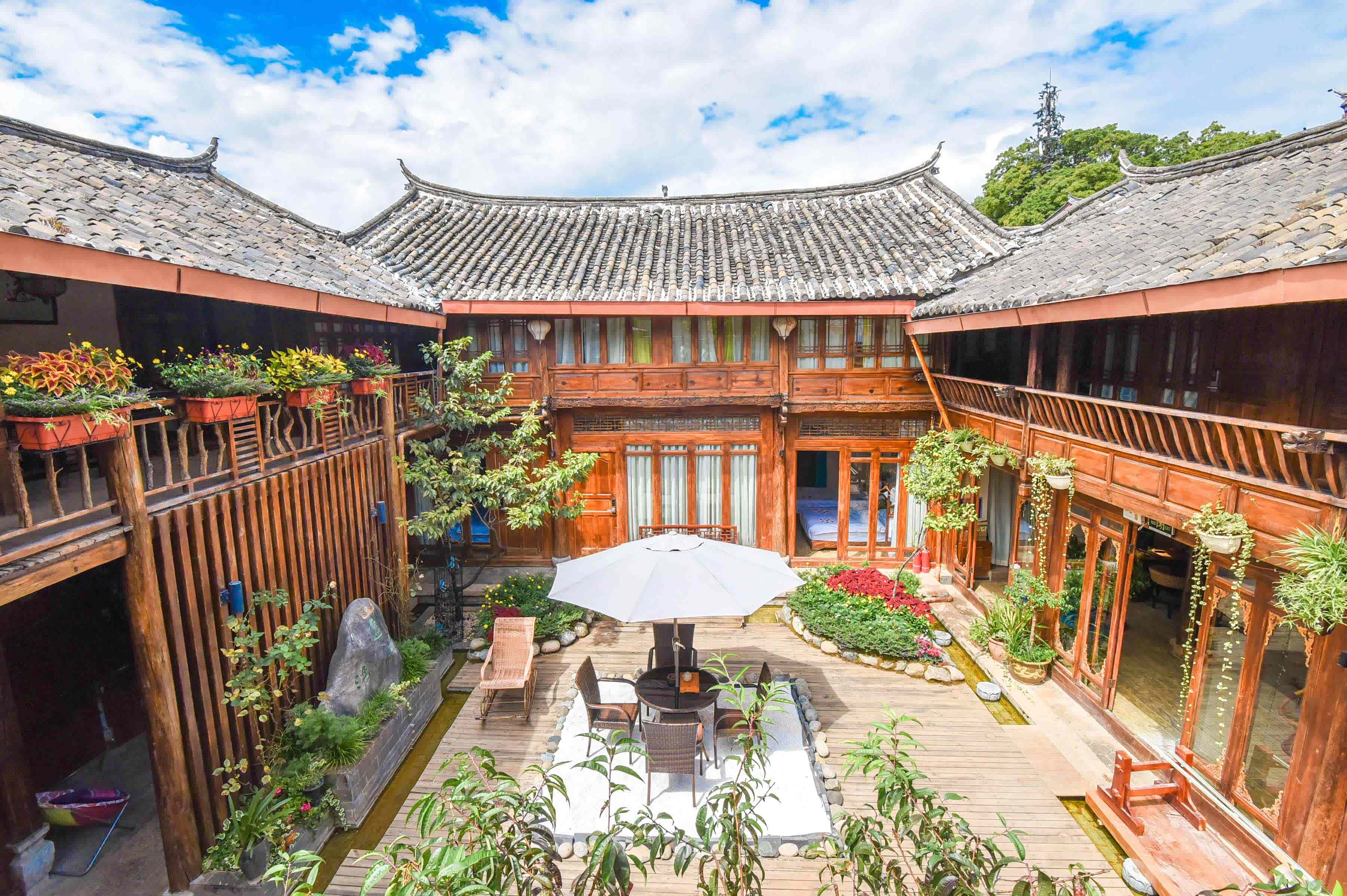 云南丽江乌托邦-觅庭里客栈