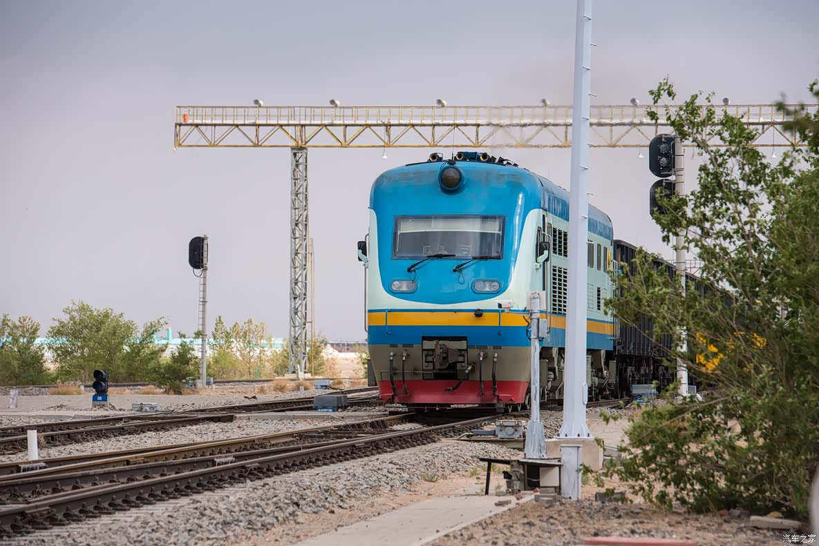 一个与蒙古国接壤的神秘小城——二连浩特