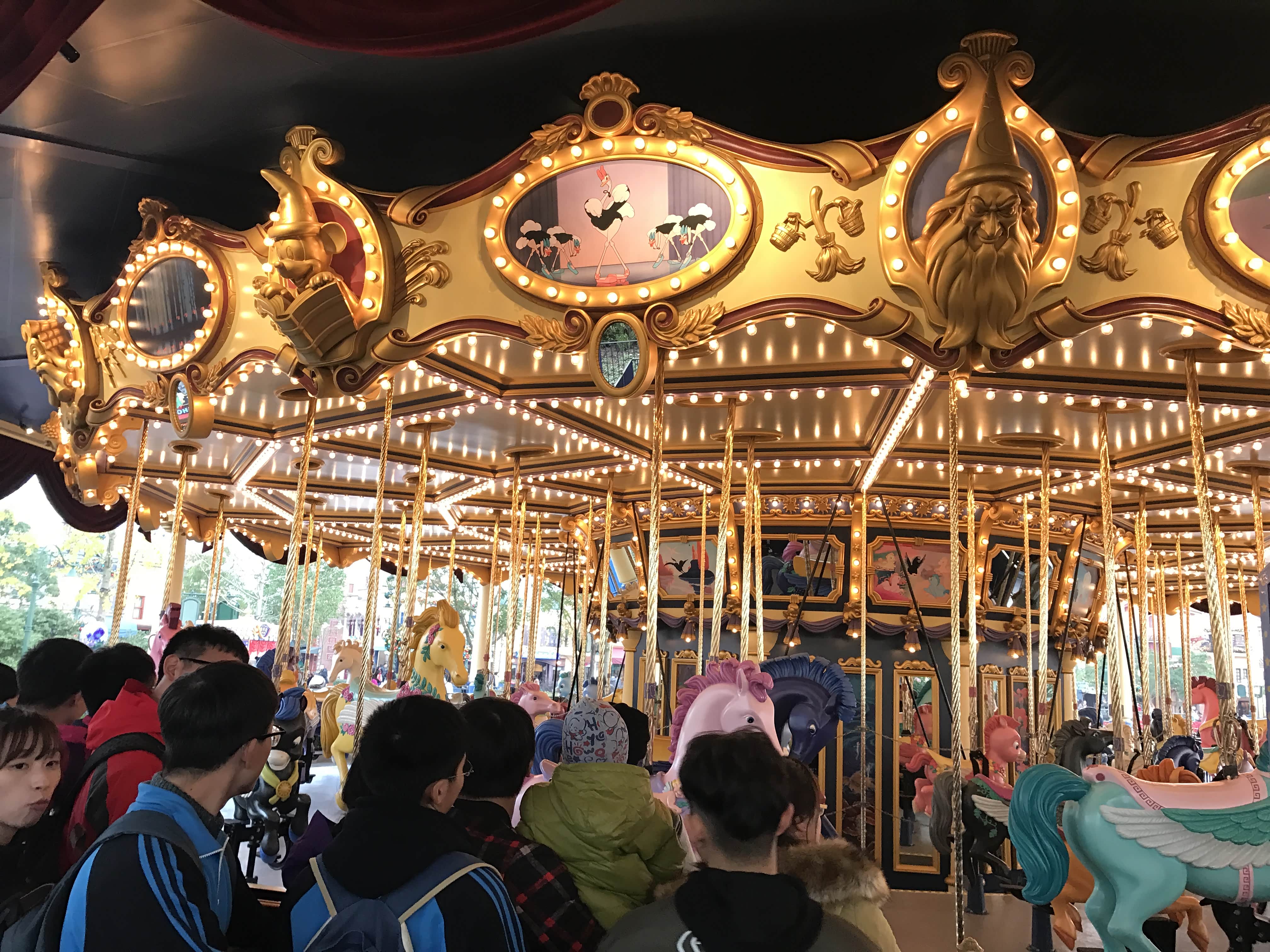 2202五一上海迪士尼人多吗