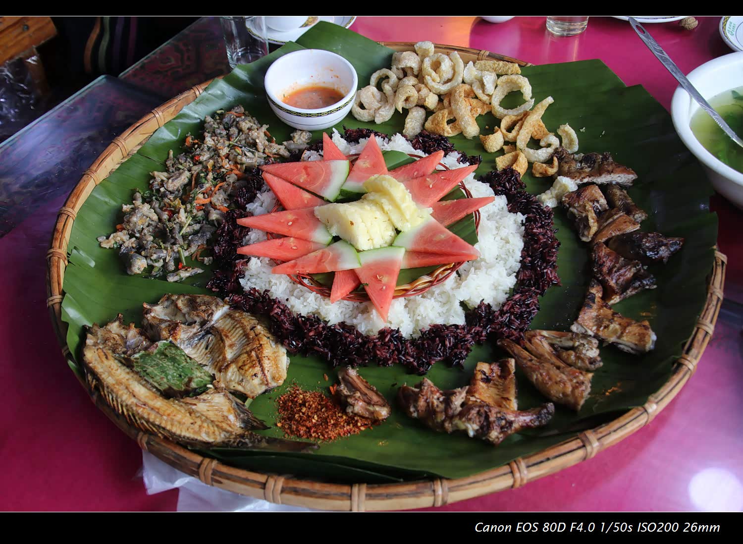 傣味大拼盘,味道一般. 告庄西双景