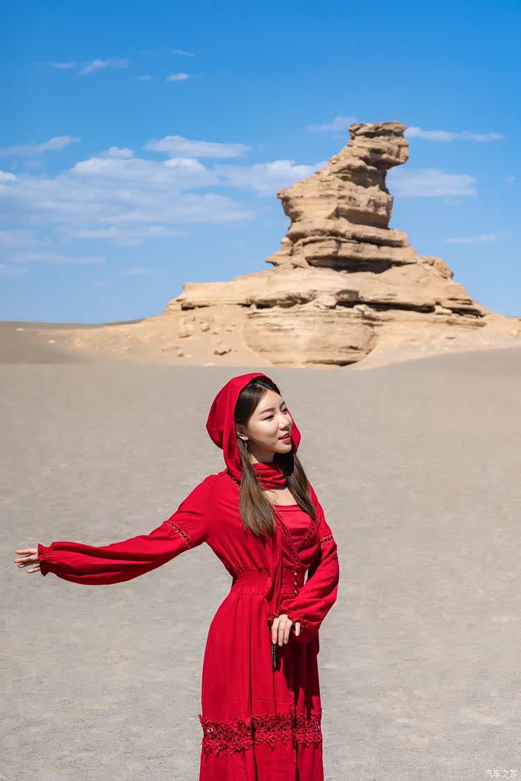 荐梦回敦煌|舞一曲反弹琵琶,扬一骑大漠飞沙