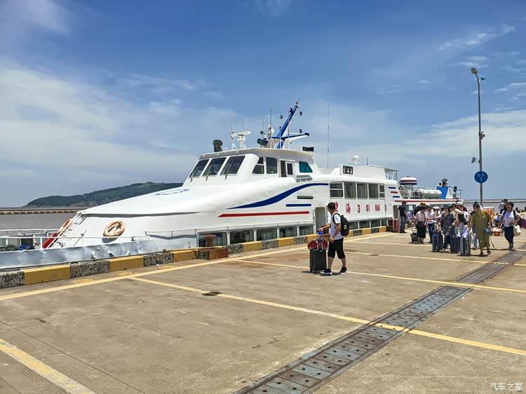 不知不觉就到达了沈家湾码头