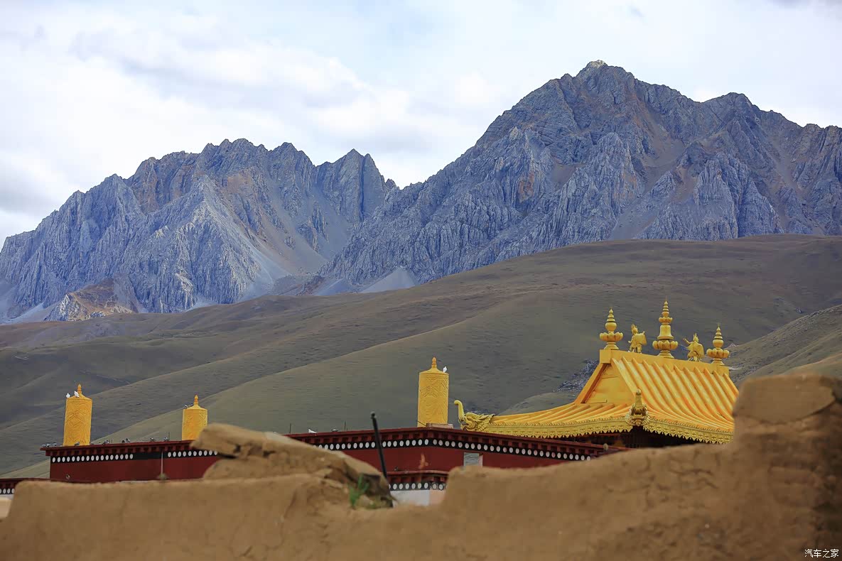 荐小小雪国丁酉游记甘孜秋游记遇见洁白雪山和红色亚青寺色达