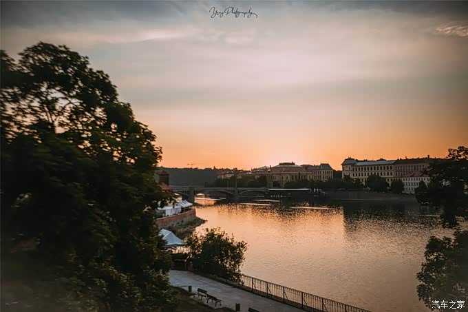 {21點}(捷克自由行旅游攻略)