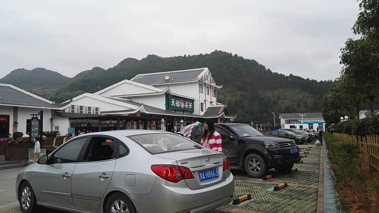 进去休息的第一个服务区,贵定天福,卫生超赞,也是旅途中卫生最好的一