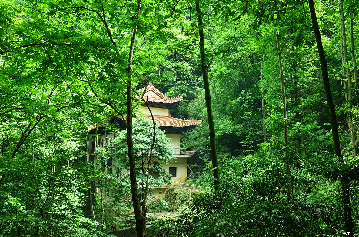 荐陕南汉中烧香拜佛小南海寻幽探奇大佛洞