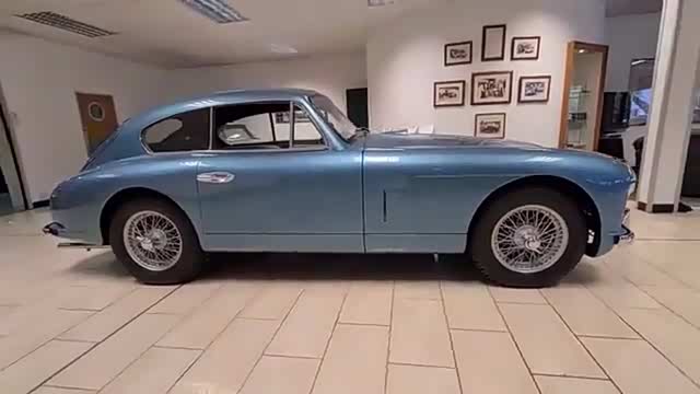 经典老车欣赏:阿斯顿马丁db2细节展示