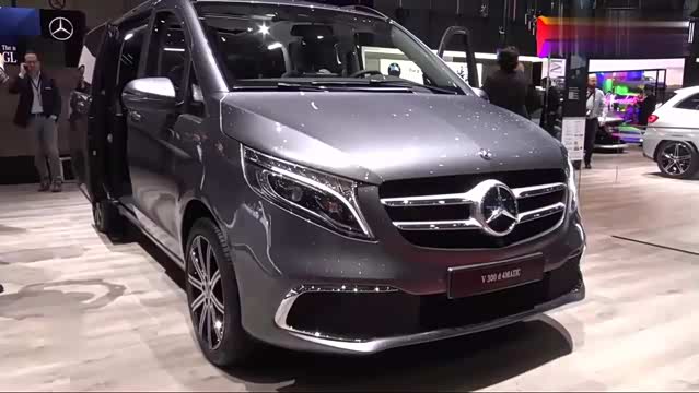 奔驰v300d商务车车门打开后买不买自己决定