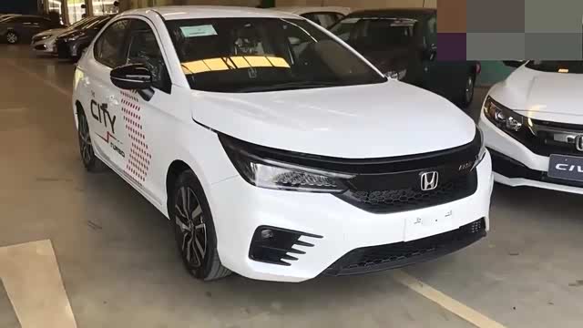 实拍2020款本田锋范外观全面升级