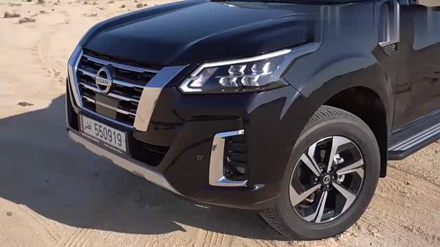 2021款日产途达展示实车真霸气开出去跑一圈才知道有多强悍