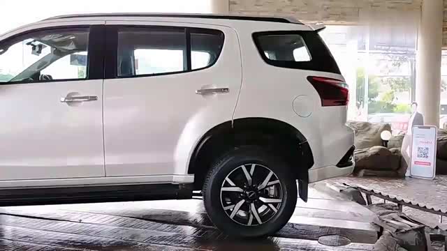 2020款五十铃牧游侠到店展示