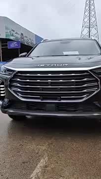 捷途x70黑色外观显得更加大气磅礴啊