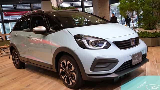 2021款本田飞度crosstar蓝黑