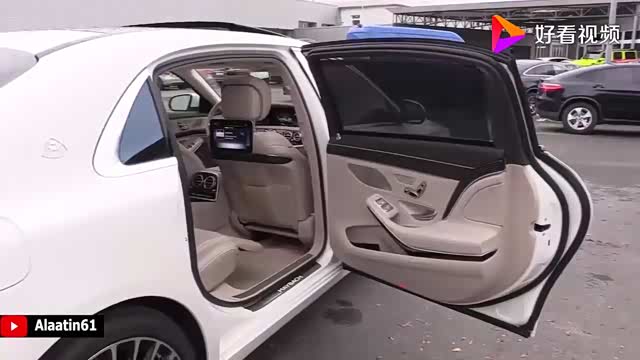 奔驰迈巴赫s560到货实拍打开车门那刻才是惊艳的开始