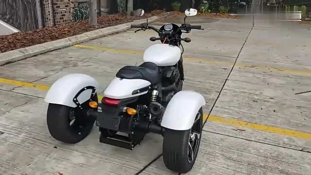 哈雷750三轮车展示外观拉风感觉如何